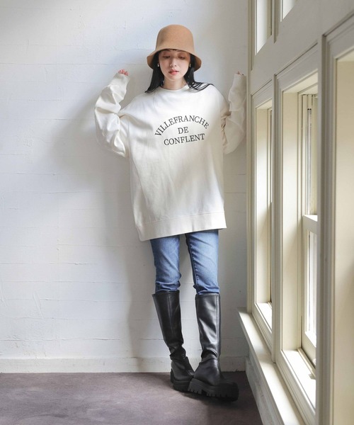 LOWRYS FARM(ローリーズファーム)の「ウラケロゴプルオーバーLS 102258(スウェット・レディース・アイボリー/ネイビー・FREE)」の4枚目の写真