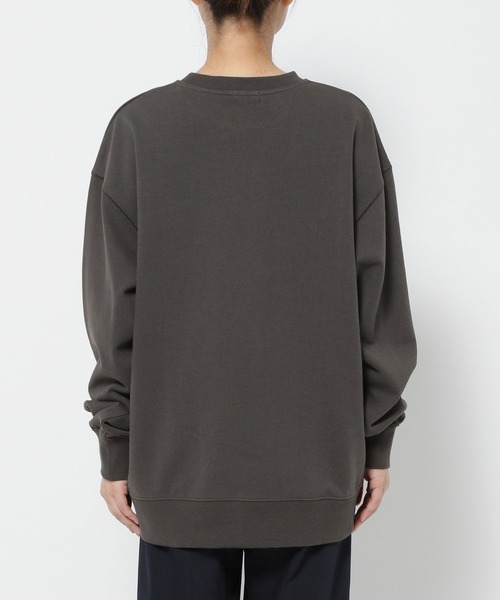 LOWRYS FARM(ローリーズファーム)の「ウラケロゴプルオーバーLS 102258(スウェット・レディース・アイボリー/ネイビー・FREE)」の10枚目の写真