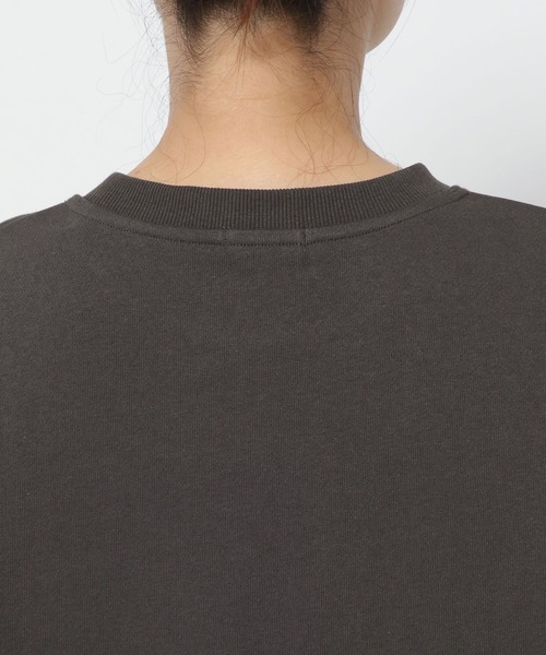 LOWRYS FARM(ローリーズファーム)の「ウラケロゴプルオーバーLS 102258(スウェット・レディース・アイボリー/ネイビー・FREE)」の14枚目の写真