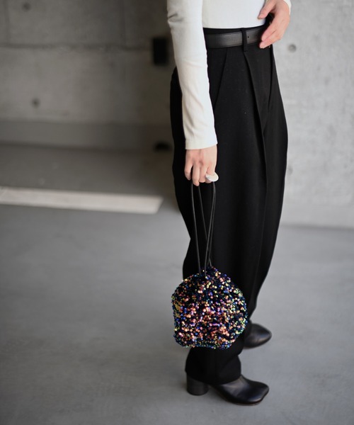 Marient（マリエント）の「2WAYスパンコール巾着BAG（ショルダーバッグ・レディース・シルバー/ブラック/マルチ・FREE）」の13枚目の写真