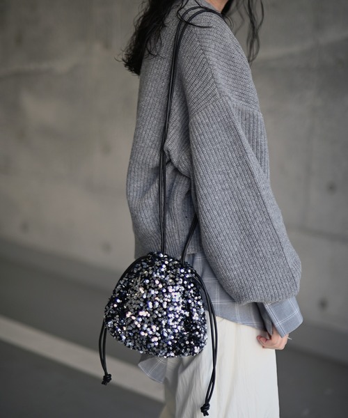 Marient（マリエント）の「2WAYスパンコール巾着BAG（ショルダーバッグ・レディース・シルバー/ブラック/マルチ・FREE）」の18枚目の写真