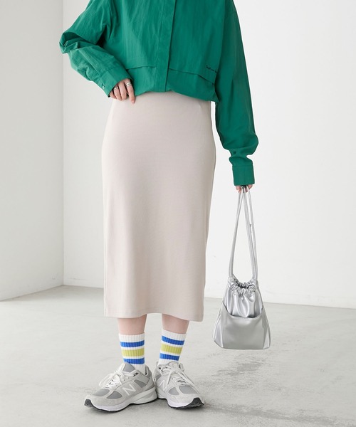 BONLECILL（ボンルシール）の「【丈が選べる2サイズ展開】ストレッチカットリブナロースカート（スカート・レディース・チャコールグレー/杢グレー/グレイッシュベージュ/アイボリー/ブラック・M～Ｌ/S～Ｍ）」の13枚目の写真