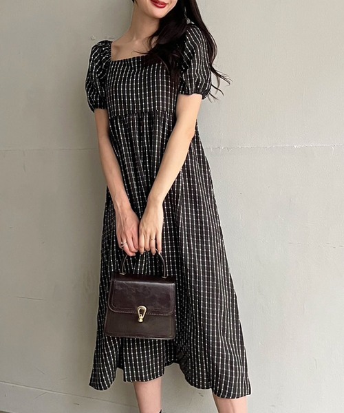 Jewelobe（ジュエローブ）の「バルーンスリーブバックリボンクレープチェックワンピース（ワンピース・レディース・レッド/ブラック・FREE）」の2枚目の写真