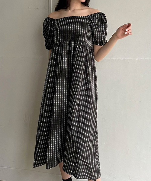 Jewelobe（ジュエローブ）の「バルーンスリーブバックリボンクレープチェックワンピース（ワンピース・レディース・レッド/ブラック・FREE）」の13枚目の写真