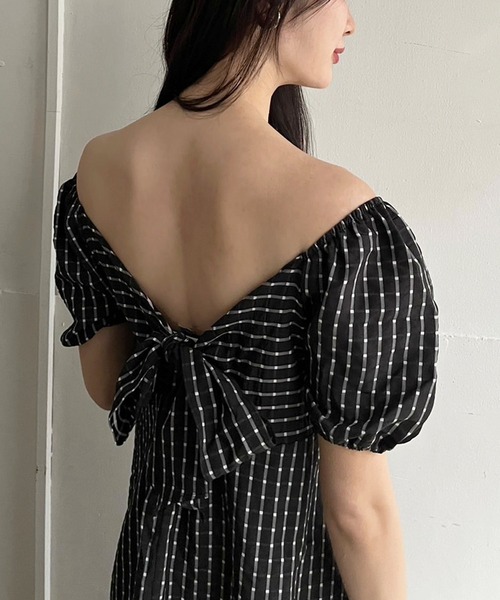 Jewelobe（ジュエローブ）の「バルーンスリーブバックリボンクレープチェックワンピース（ワンピース・レディース・レッド/ブラック・FREE）」の3枚目の写真