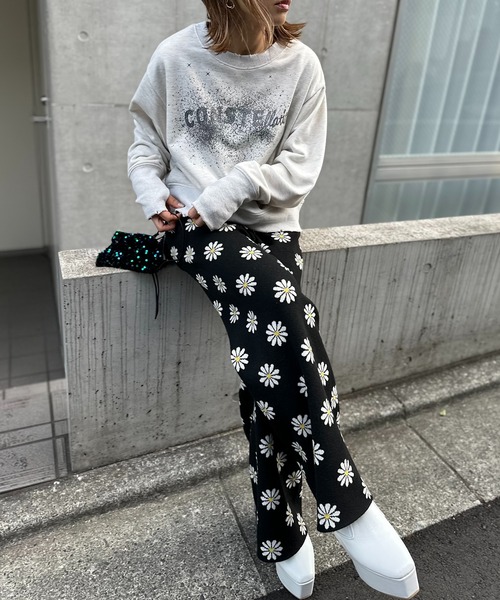 mi via loca（ミヴィアロカ）の「スウェットライク デイジー柄