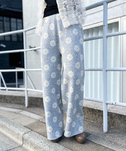 ★新品★Be my baby　カシミヤ１００％　パンツ　ニットパンツ　黒　星柄 ☆新品☆Be my baby カシミヤ100％ パンツ ニットパンツ 黒 星柄