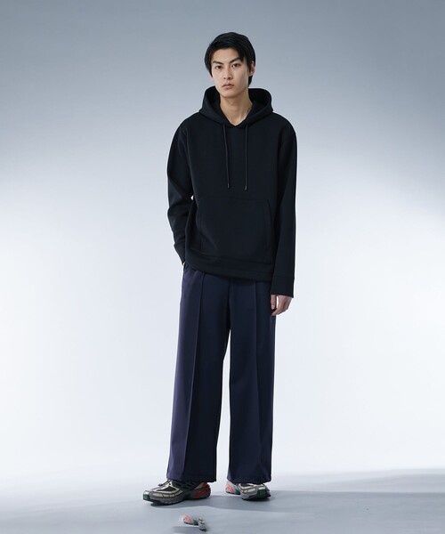 UNITED TOKYO（ユナイテッドトウキョウ）の「Aero ダンボールパーカー（パーカー・メンズ・ネイビー/ライトベージュ/グレイッシュベージュ/ブラック・3/2/1）」の13枚目の写真