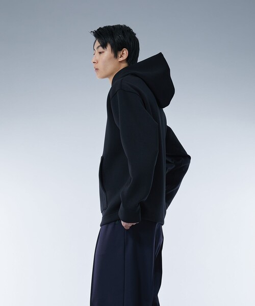 UNITED TOKYO（ユナイテッドトウキョウ）の「Aero ダンボールパーカー（パーカー・メンズ・ネイビー/ライトベージュ/グレイッシュベージュ/ブラック・3/2/1）」の19枚目の写真