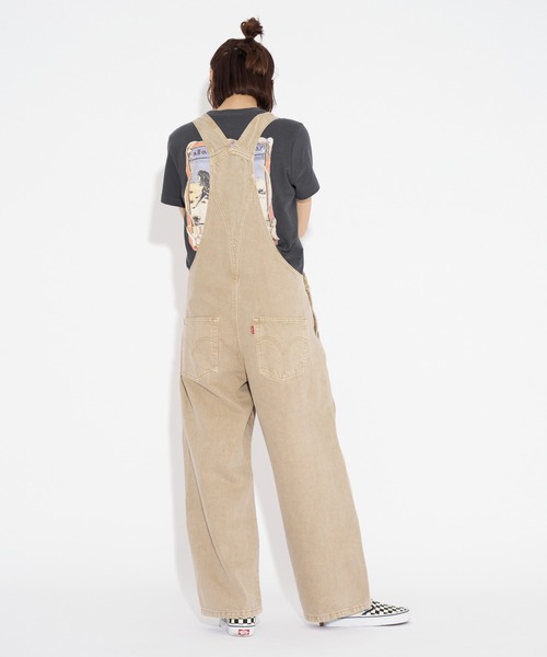 Levi's(リーバイス)の「Levi's/リーバイス バギーハイウエストオーバーオール ベージュ WORK YOU'RE NOT WELCOME(サロペット/オーバーオール・レディース・マルチ・S/M/XS)」の6枚目の写真