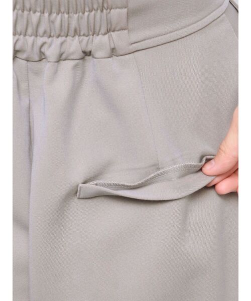 LAGUNAMOON（ラグナムーン）の「コクーンシルエットパンツ（その他パンツ・レディース・アイボリー/グレー・SMALL/MEDIUM）」の12枚目の写真