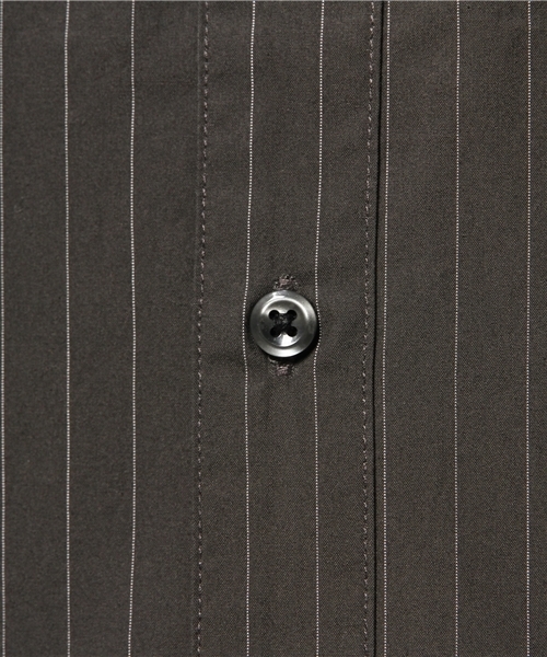 URBAN RESEARCH（アーバンリサーチ）の「UR バンドカラーシャツ（シャツ/ブラウス・メンズ・ホワイト/その他1/その他2/ブルー系その他・LARGE/MEDIUM）」の9枚目の写真