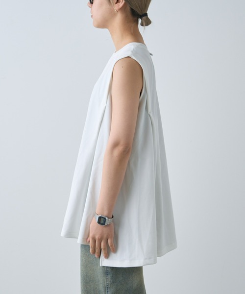 Franklin Climbing(フランクリンクライミング)の「【Retreat】タックノースリーブTee(Tシャツ/カットソー・レディース・ブラック/オフホワイト/スカイブルー・ONE SIZE)」の21枚目の写真