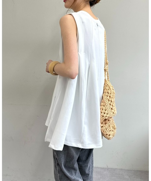 Franklin Climbing(フランクリンクライミング)の「【Retreat】タックノースリーブTee(Tシャツ/カットソー・レディース・ブラック/オフホワイト/スカイブルー・ONE SIZE)」の5枚目の写真