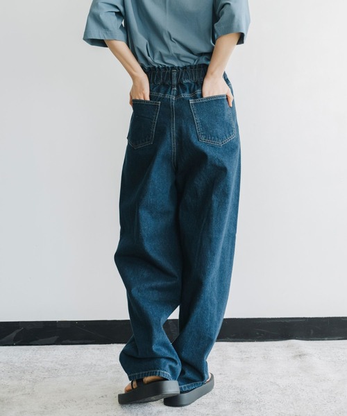 refinedworks(リファインドワークス)の「【refinedworks】 旬のレッグラインを描くカーブデニムパンツ(デニムパンツ・レディース・ブルー/ネイビー・FREE)」の16枚目の写真