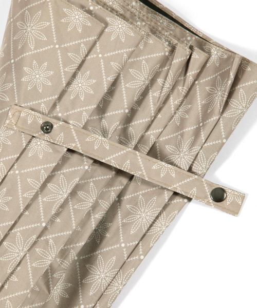 studio CLIP（スタディオクリップ）の「フラワータイル 日傘（長傘・レディース・ホワイト/ブラウン・FREE）」の7枚目の写真