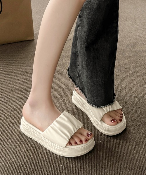 Miniministore(ミニミニストア)の「厚底サンダル ミュールサンダル 美脚 夏(サンダル・レディース・ラベンダー/ブラック/ベージュ/アイボリー・22.5cm/24.5cm/23.5cm/24.0cm/23.0cm/25.0cm)」の2枚目の写真
