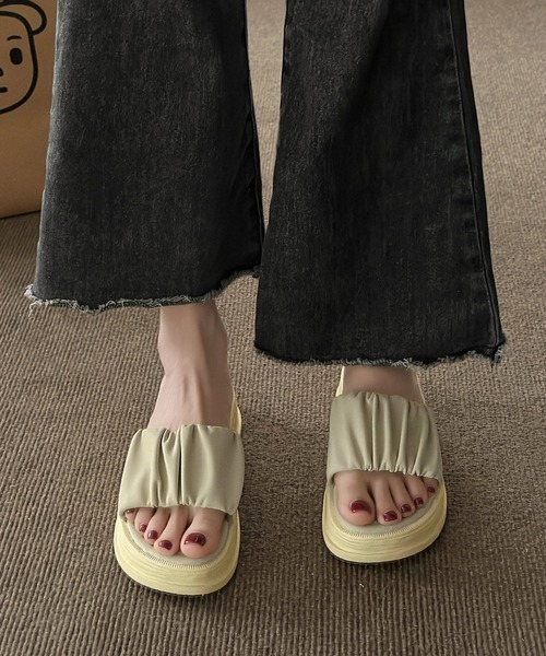 Miniministore(ミニミニストア)の「厚底サンダル ミュールサンダル 美脚 夏(サンダル・レディース・ラベンダー/ブラック/ベージュ/アイボリー・22.5cm/24.5cm/23.5cm/24.0cm/23.0cm/25.0cm)」の18枚目の写真
