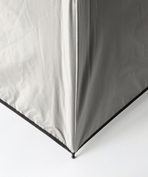 green label relaxing（グリーンレーベルリラクシング）の「＜U-DAY＞ALL WHATER 折りたたみ傘 / レイン - 晴雨兼用 -（折りたたみ傘・レディース・オフホワイト/ライトグレー/ライム・FREE）」の20枚目の写真