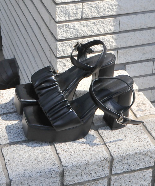 ENVYM（アンビー）の「ルーシュベルトサンダル（サンダル・レディース・アイボリー/ブラック・22.5cm/23.5cm/24.5cm）」の19枚目の写真