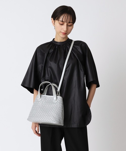 HIROKO HAYASHI(ヒロコハヤシ)の「GIRASOLE(ジラソーレ)2wayショルダーバッグ(ハンドバッグ・レディース・ライトパープル/ネイビー/ブラック系/ゴールド系/シルバー・00)」の5枚目の写真