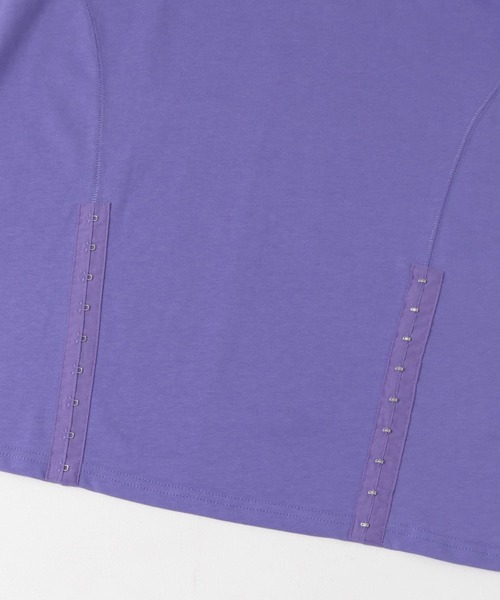 KBF（ケイビーエフ）の「フロントホックカットソー（Tシャツ/カットソー・レディース・パープル/ネイビー/ライトカーキ・ONE）」の17枚目の写真