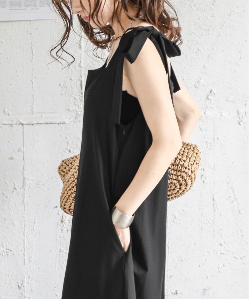 La-gemme(ラジェム)の「3WAYリボンオールインワンラッシュガード(つなぎ/オールインワン・レディース・ブラック/ベージュ・C/フリー)」の12枚目の写真