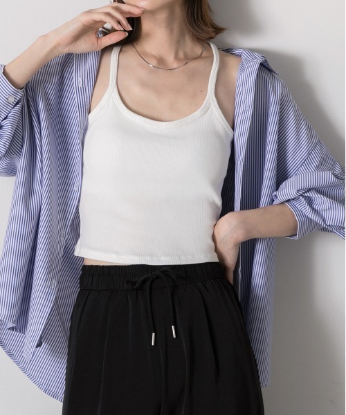 ad thie(アドティエ)の「カップ付き バックレーサータンクトップ(キャミソール・レディース・ベージュ/ブラック/オフホワイト/グレー・FREE)」の1枚目の写真