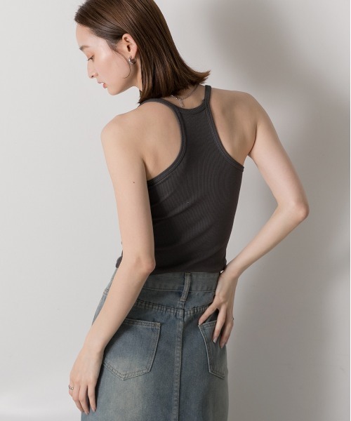 ad thie(アドティエ)の「カップ付き バックレーサータンクトップ(キャミソール・レディース・ベージュ/ブラック/オフホワイト/グレー・FREE)」の22枚目の写真