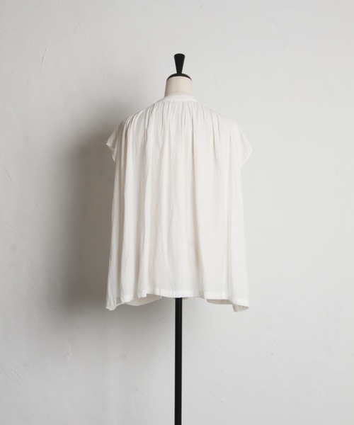 tocco closet(トッコ クローゼット)の「【ZOZO限定】ベーシックノースリーブブラウス(シャツ/ブラウス・レディース・ブルー/グレー/オフホワイト/ピンク・M)」の11枚目の写真