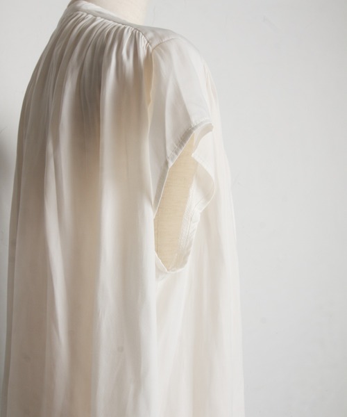 tocco closet(トッコ クローゼット)の「【ZOZO限定】ベーシックノースリーブブラウス(シャツ/ブラウス・レディース・ブルー/グレー/オフホワイト/ピンク・M)」の16枚目の写真