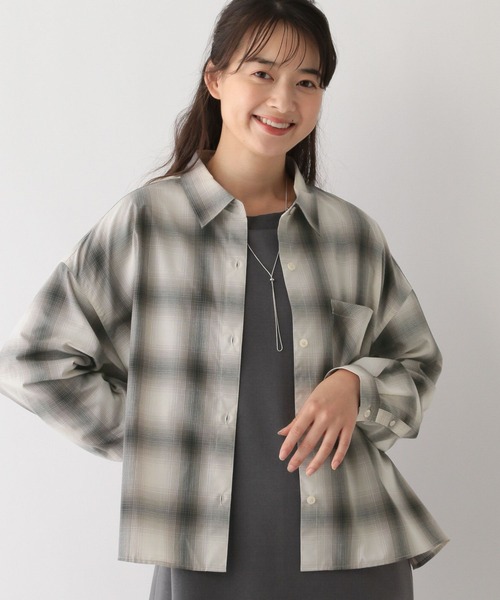 GLOBAL WORK Smile Seed Store（グローバルワーク スマイルシードストア）の「イージーケアクロップドシャツ/116007（シャツ/ブラウス・レディース・杢グレー/サックスブルー/グレー/ネイビー・X-LARGE/LARGE/SMALL/MEDIUM）」の3枚目の写真