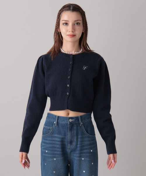 FOREVER 21（フォーエバー トゥエンティーワン）の「【2024FW】コンパクトニットカーディガン（カーディガン/ボレロ・レディース・レッド/ネイビー/グレー・FREE）」の21枚目の写真