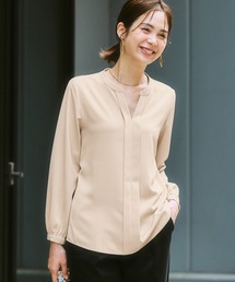 7days Life Styling（セブンデイズライフスタイリング）の「ストレッチパウダーサテンスキッパーブラウス（しわになりにくい・速乾・洗濯機OK・UVカット）（シャツ/ブラウス）」