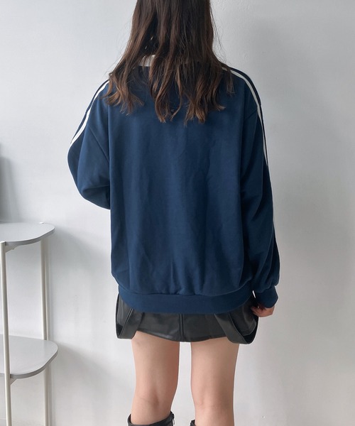AS KNOW AS plus（アズノゥアズプラス）の「◇衿付きラインとロゴ刺繍 長袖ゲームシャツ（Tシャツ/カットソー・レディース・ブラック/オートミール/ネイビー・FREE）」の13枚目の写真