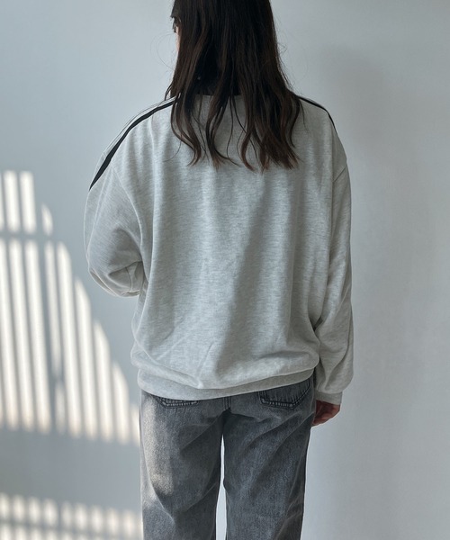 AS KNOW AS plus（アズノゥアズプラス）の「◇衿付きラインとロゴ刺繍 長袖ゲームシャツ（Tシャツ/カットソー・レディース・ブラック/オートミール/ネイビー・FREE）」の6枚目の写真