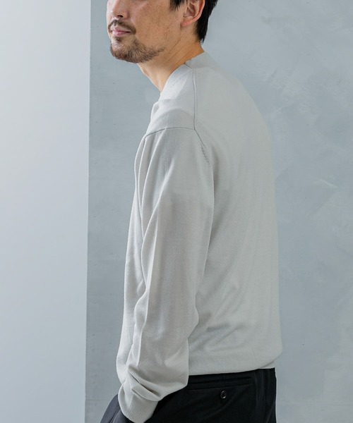 URBAN RESEARCH DOORS（アーバンリサーチドアーズ）の「LIFE STYLE TAILOR　マシンウォッシャブルハイゲージクルーニット（シャツ/ブラウス・メンズ・アイボリー/ブラック/グレー/グリーン・MEDIUM/LARGE）」の10枚目の写真