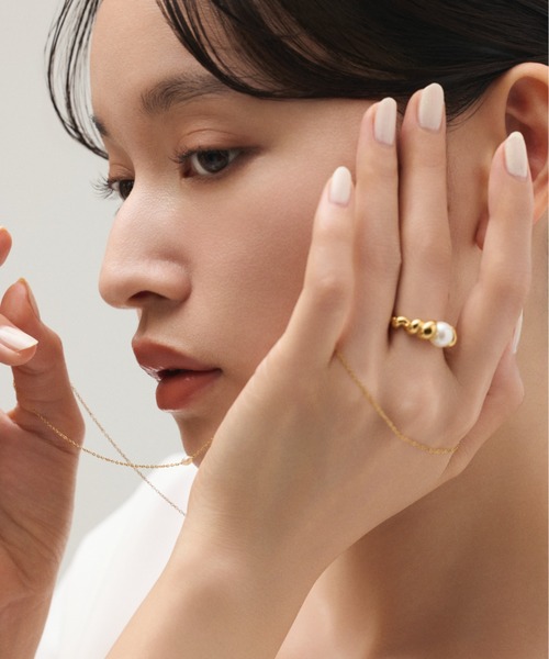 ciite' surgical stainless(シーテサージカルステンレス)の「【 金属アレルギー対応 】 ツイストパールリング サージカルステンレス (リング・レディース・ゴールド・13号/11号)」の1枚目の写真