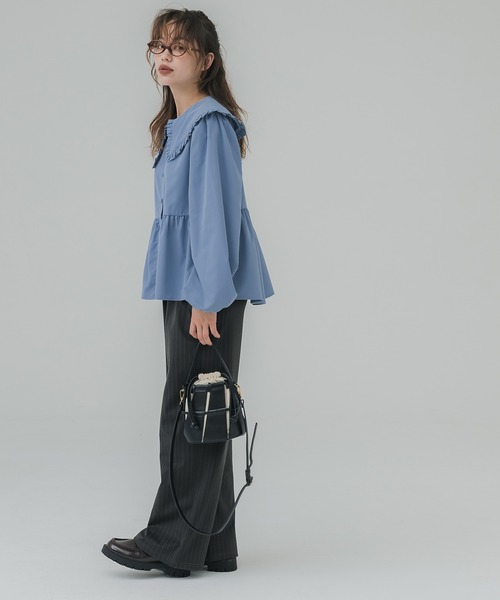 coca（coca）（コカ）の「ビッグカラー切り替えギャザーブラウス（シャツ/ブラウス・レディース・ブルー/ホワイト/ストライプ・L/M）」の17枚目の写真