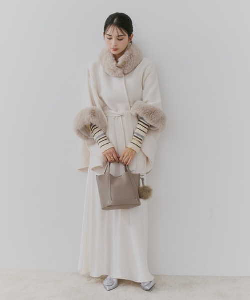 TITTY&CO.（ティティーアンドコー）の「フェイクレザーミニトートバッグ(ファーチャーム付き)（トートバッグ・レディース・ベージュ/グレー・FREE）」の21枚目の写真