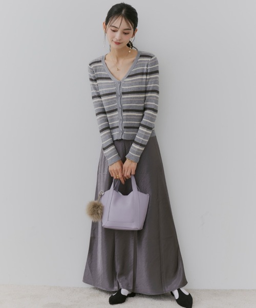 TITTY&CO.（ティティーアンドコー）の「フェイクレザーミニトートバッグ(ファーチャーム付き)（トートバッグ・レディース・ベージュ/グレー・FREE）」の9枚目の写真