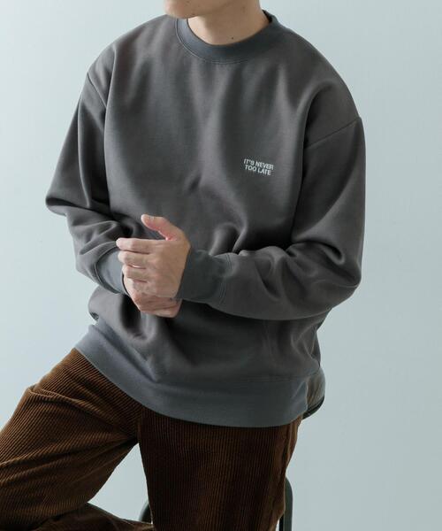 ITEMS URBANRESEARCH（アイテムズ アーバンリサーチ）の「1pointロゴ刺繍 クルーネックスウェット（スウェット・メンズ・オートミール/ベージュ/チャコールグレー/ブラック・MEDIUM/LARGE）」の20枚目の写真