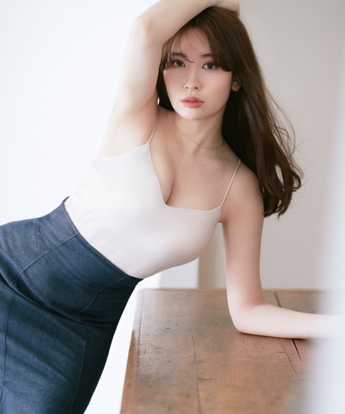ROSIER by Her lip to(ロジアバイハーリップトゥ)の「ROSIER Bra Camisole(インナーウェア/肌着・レディース・アイボリー/ピンクベージュ/ライトブルー/モカ/ブラック・M/S/L)」の2枚目の写真