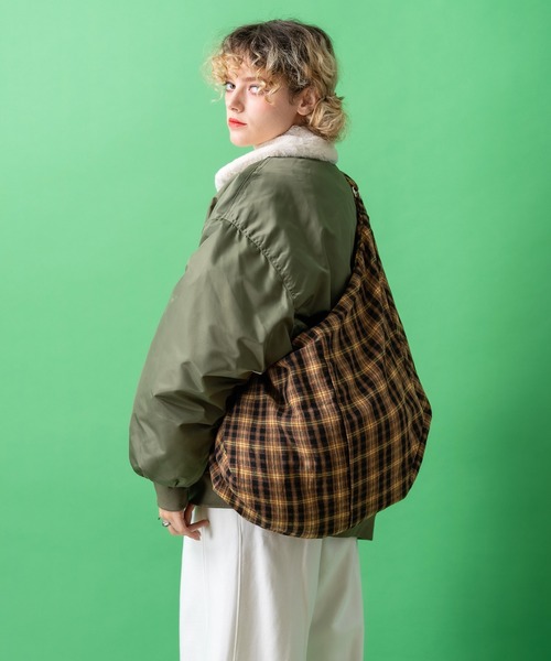 ankoROCK（アンコロック）の「an meets zakka チェック柄ネル３WAYバッグ / レディース メンズ ユニセックス リュック ショルダーバック トートバッグ（ショルダーバッグ・レディース・イエロー・ONESIZE）」の5枚目の写真