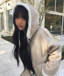 anyonemore(エニワンモア)のフード付きスエード調ダッフルボアジャケット(ムートンコート)