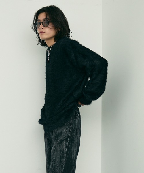 Shoowtime(ショウタイム)の「Shaggy mohair like loose crew neck knit / シャギーモヘアライク ルーズクルーネックニット(ニット/セーター・メンズ・ホワイト/グレー/ブラック・MEDIUM/LARGE/X-LARGE/SMALL)」の9枚目の写真