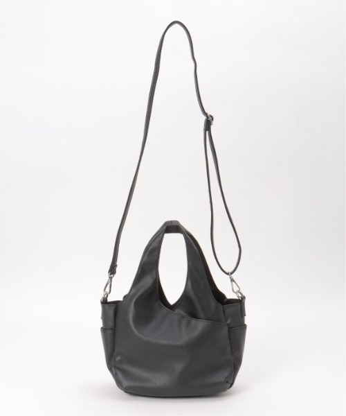 LBC（エルビーシー）の「フェイクレザークリテバッグミニショルダー（ショルダーバッグ・レディース・イエロー/ブラック/シルバー・FREE）」の6枚目の写真