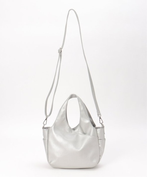 LBC（エルビーシー）の「フェイクレザークリテバッグミニショルダー（ショルダーバッグ・レディース・イエロー/ブラック/シルバー・FREE）」の17枚目の写真