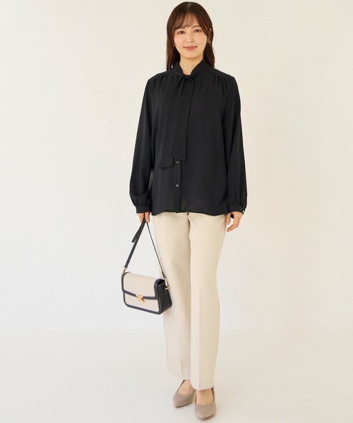 INCEDE（インシード）の「3WAY ピン付きボウタイブラウス（シャツ/ブラウス・レディース・ブラック/オフホワイト/ベージュ・M/L/LL）」の11枚目の写真