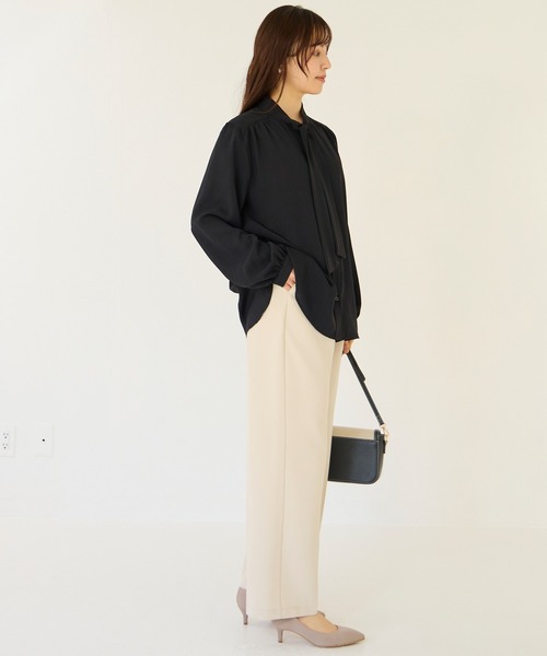 INCEDE（インシード）の「3WAY ピン付きボウタイブラウス（シャツ/ブラウス・レディース・ブラック/オフホワイト/ベージュ・M/L/LL）」の12枚目の写真
